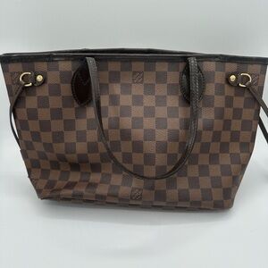 Authentic Louis Vuitton Neverfull with Professionally Refurbished Straps